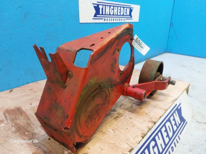 Massey Ferguson 32