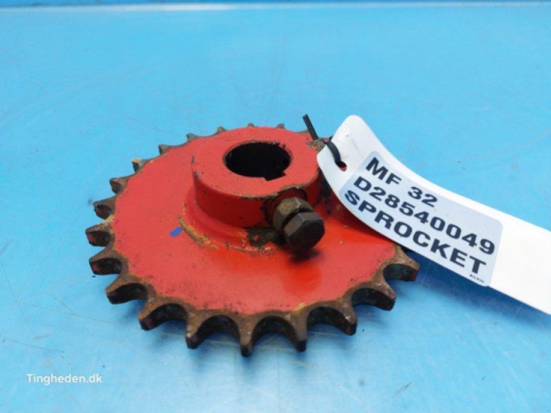 Massey Ferguson 32