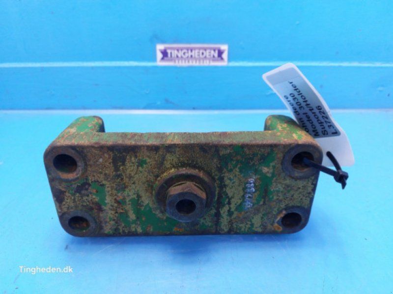 John Deere 3030
