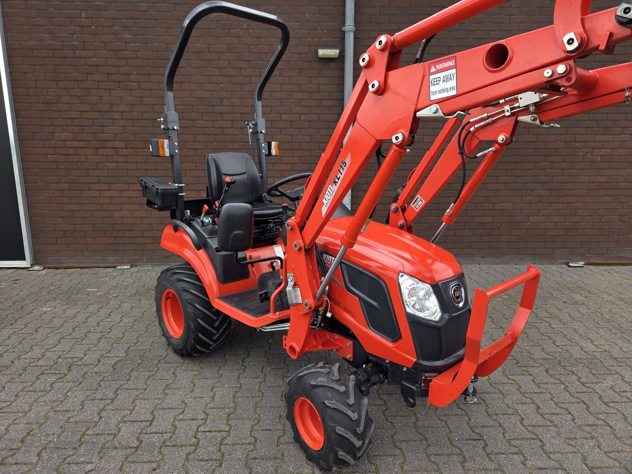 Kioti CS2520 HST / Voorlader/ 100 Uren !! / Marge