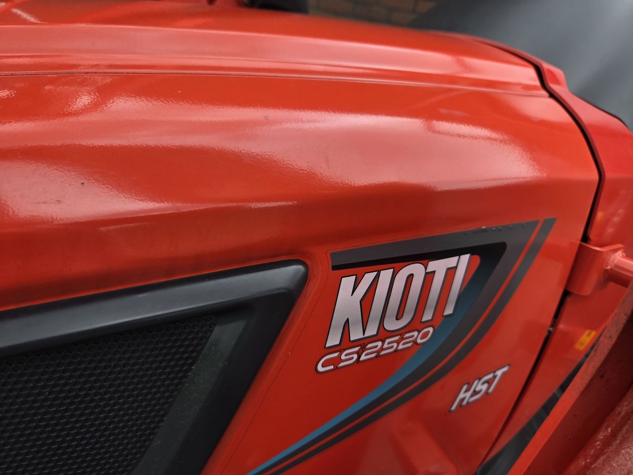 Kioti CS2520 HST / Voorlader/ 100 Uren !! / Marge