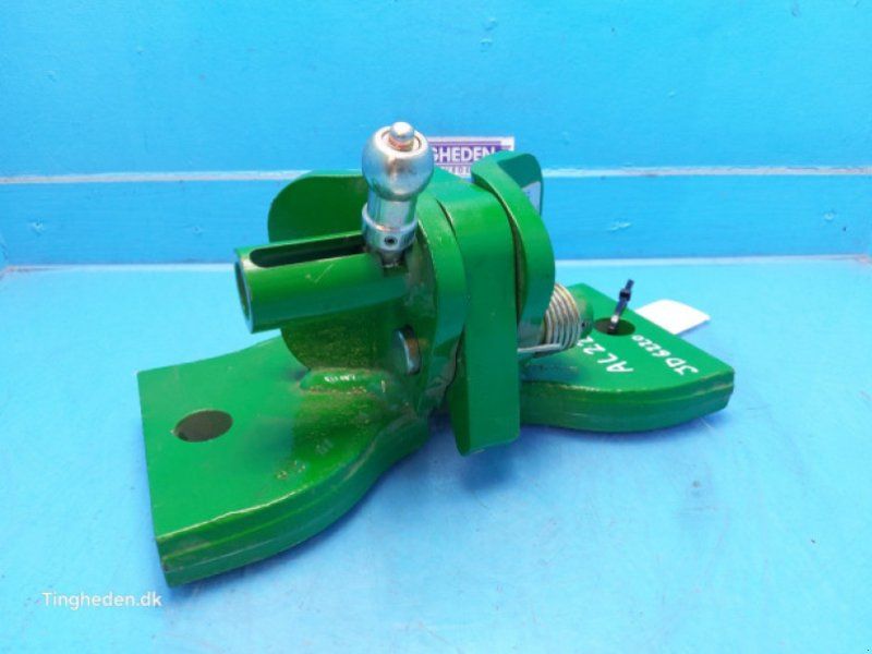 John Deere 6220