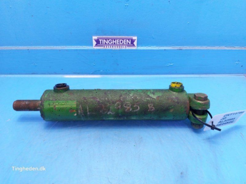 John Deere 3040