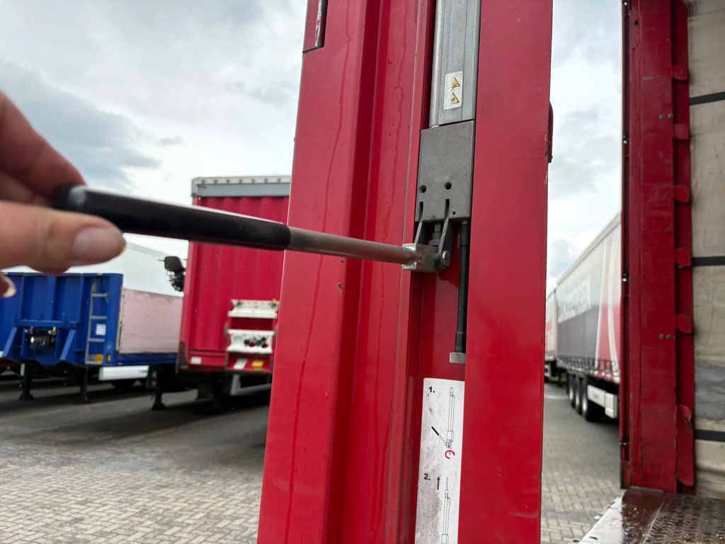 Krone SD Hefdak/Hubdach! SAF Schijfremmen NL Trailer
