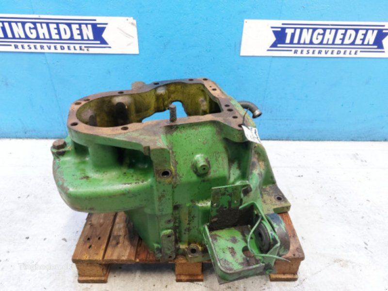 John Deere 4040