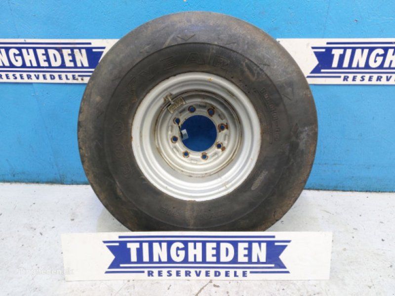 Goodyear 16
