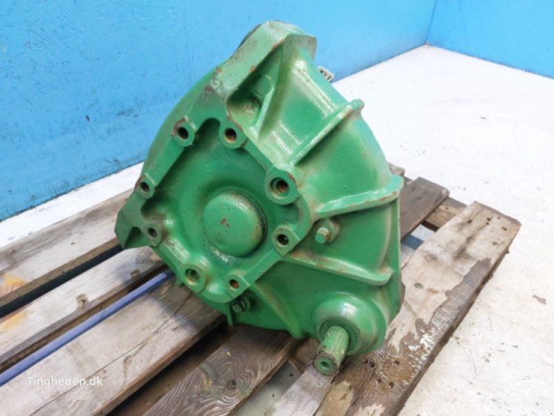 John Deere 965