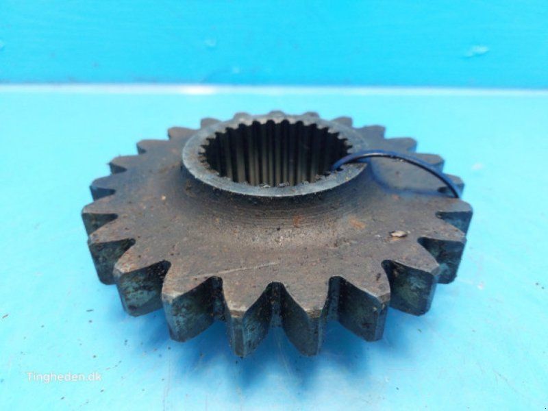 John Deere 4040