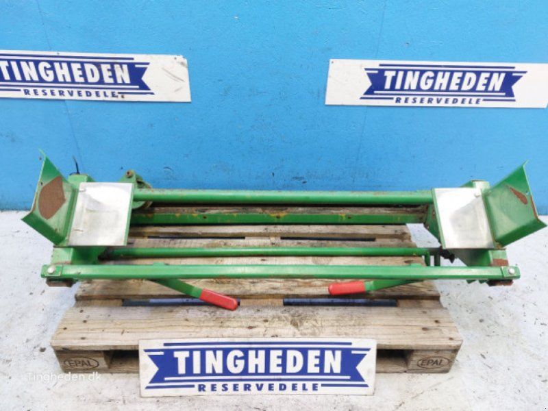 John Deere 590