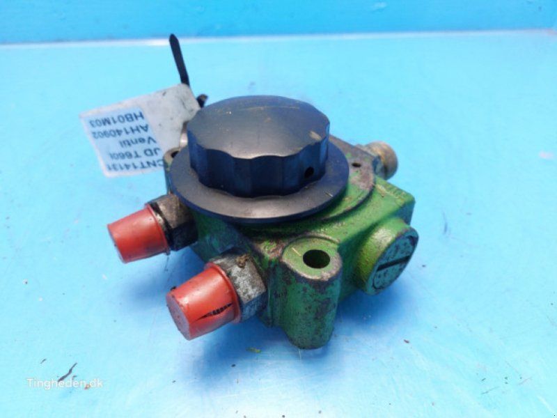 John Deere T660I