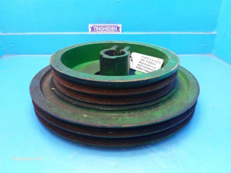 John Deere T660I