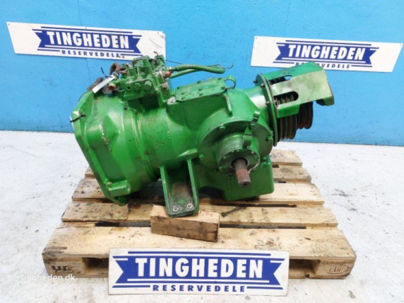 John Deere T660I