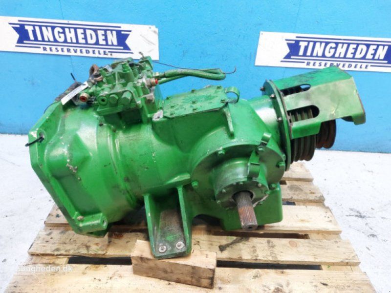 John Deere T660I