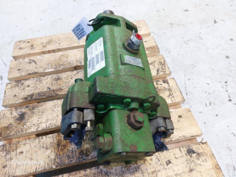 John Deere T660I