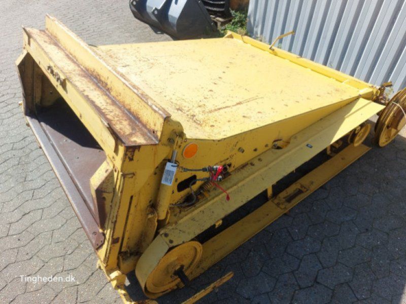 New Holland TF46