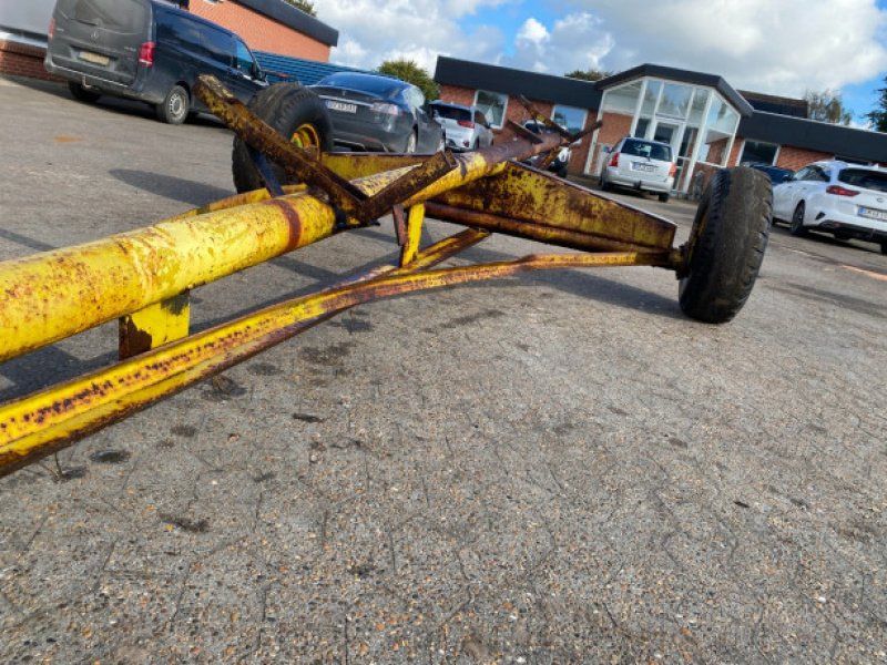 New Holland Skærebordsvogn