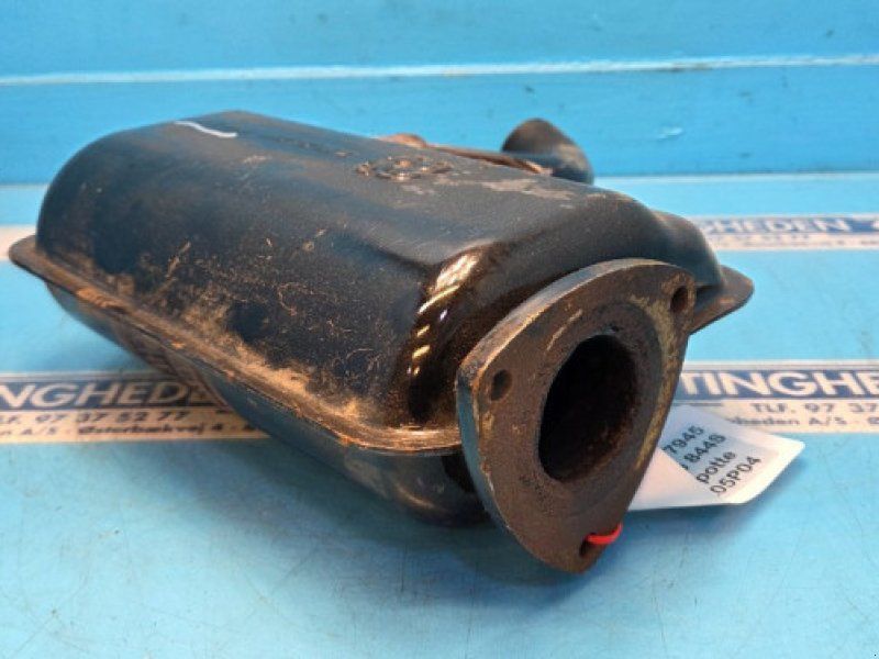Case 844S