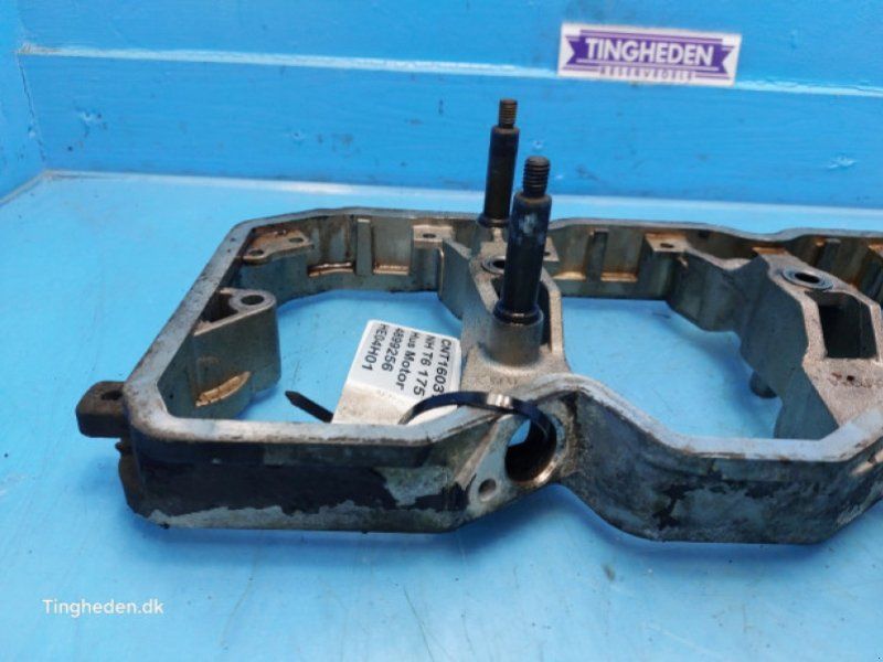 New Holland F4DFE414Z