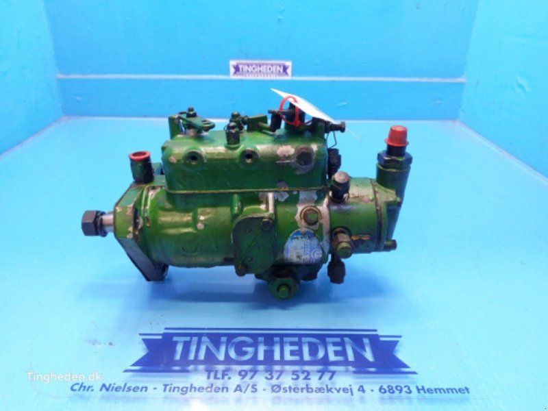 John Deere 3040
