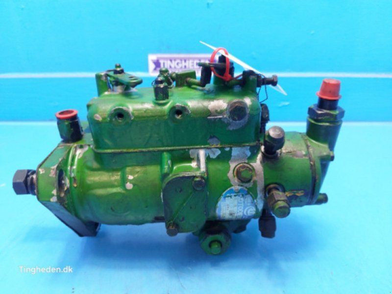 John Deere 3040