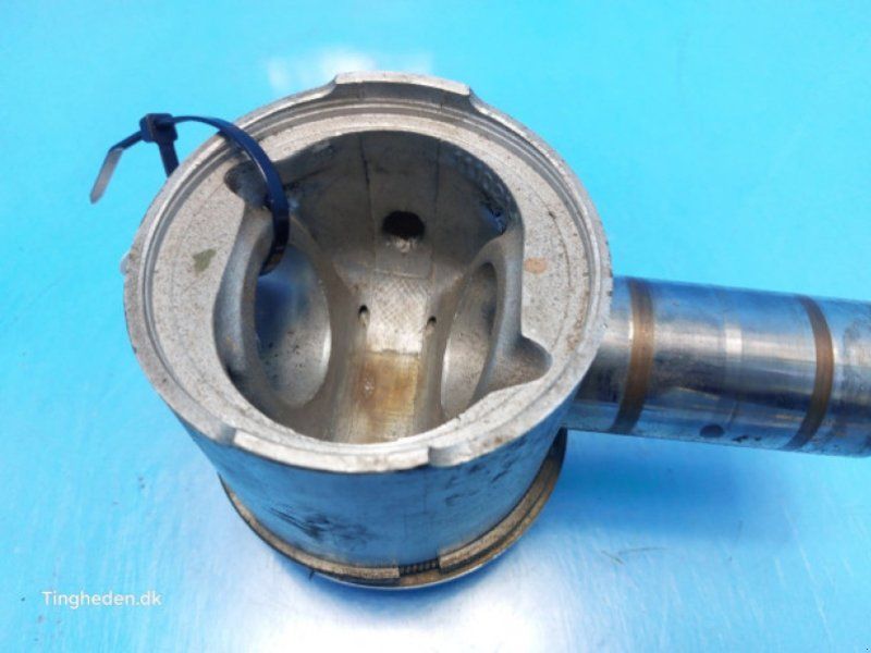 Ford 678 HT