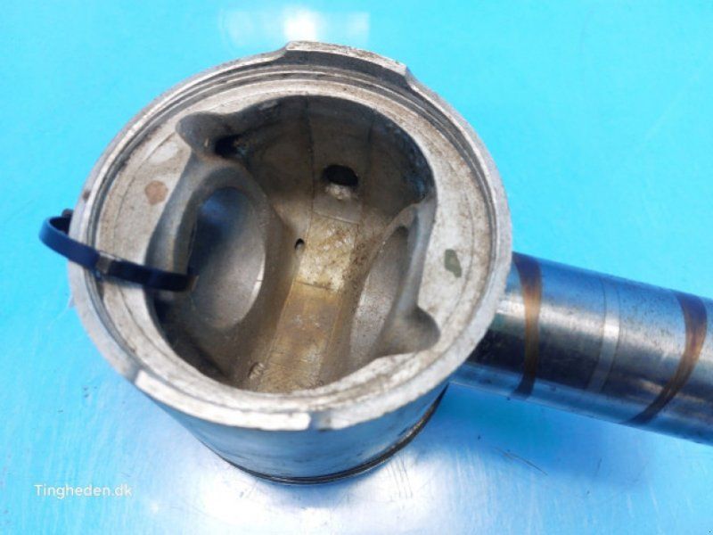 Ford 678 HT