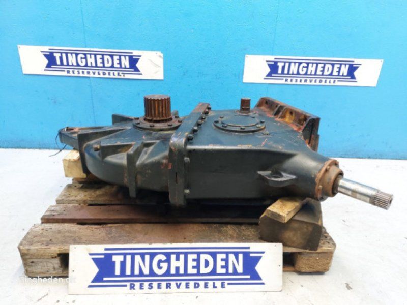 New Holland 4860