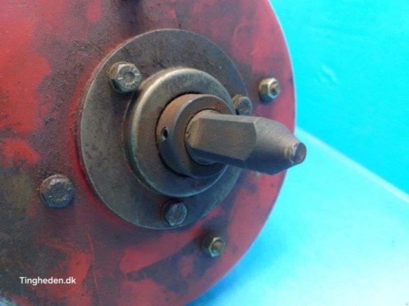 Massey Ferguson 525