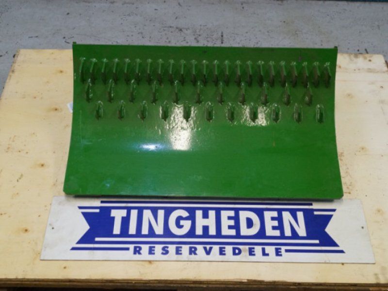 John Deere 7000