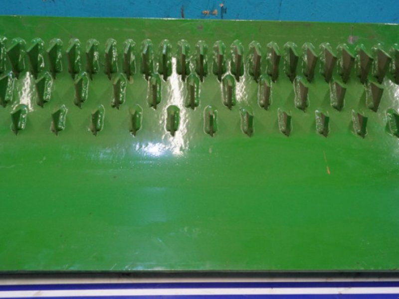 John Deere 7000