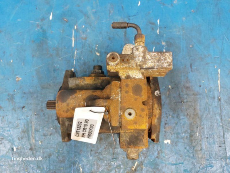 New Holland CR10.90