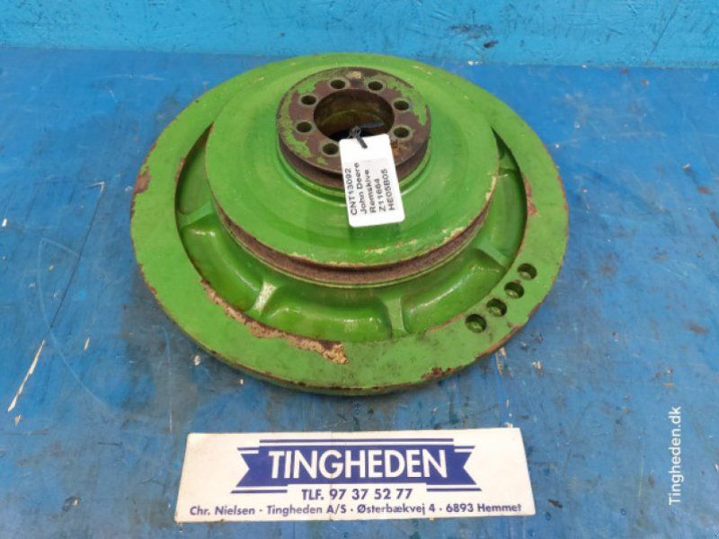 John Deere 1166
