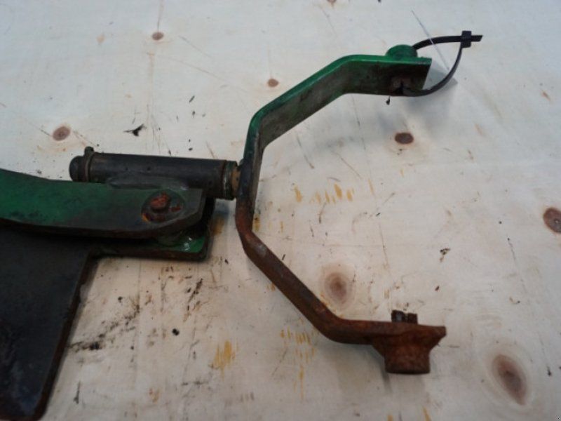 John Deere 592