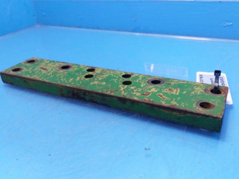 John Deere 2140