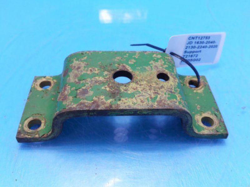 John Deere 2020