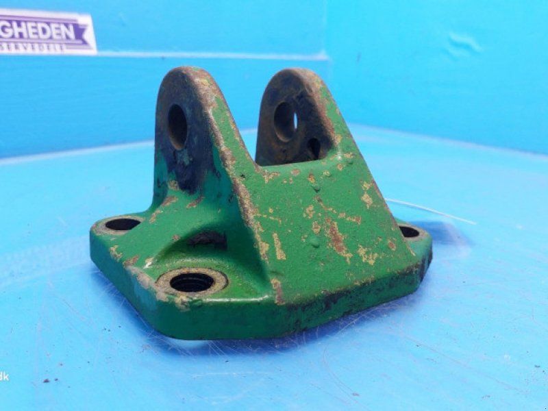 John Deere 3050