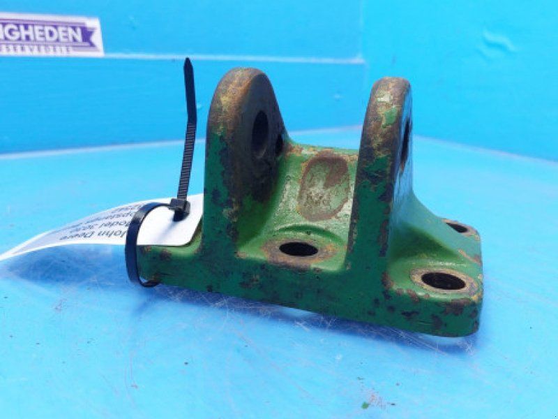 John Deere 3050