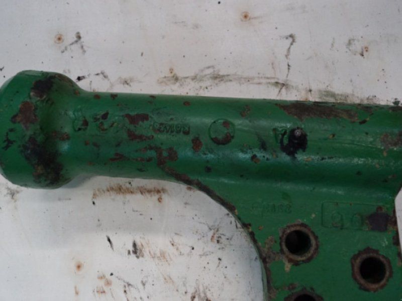John Deere 4240