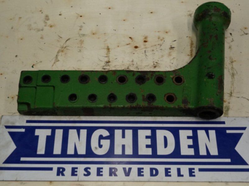 John Deere 4240