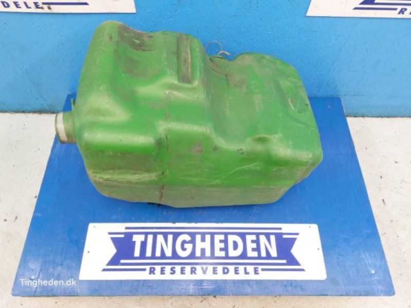 John Deere 2040