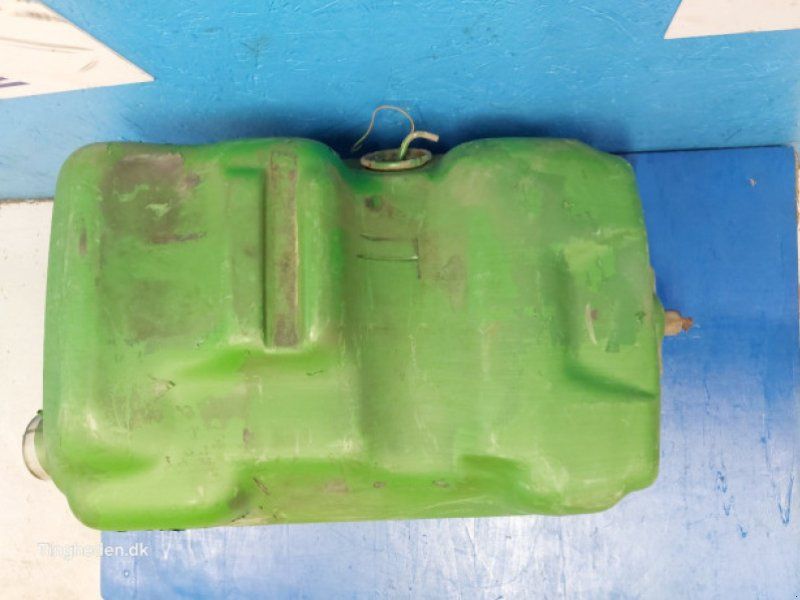 John Deere 2040