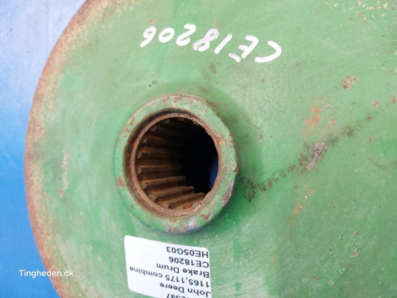 John Deere 1165