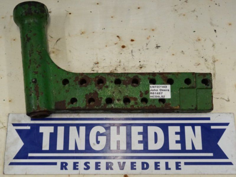 John Deere 2940