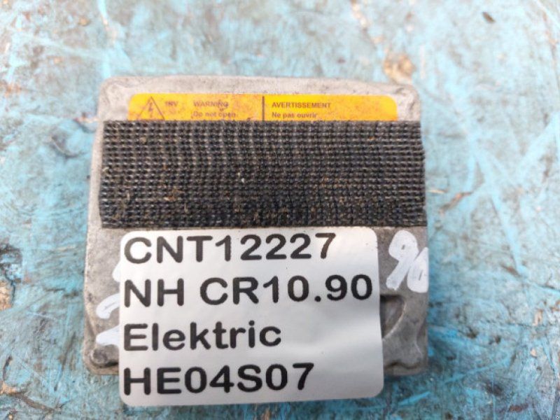 New Holland CR10.90