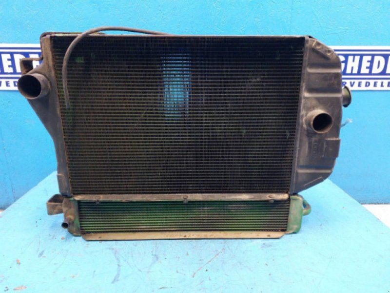 John Deere 3130