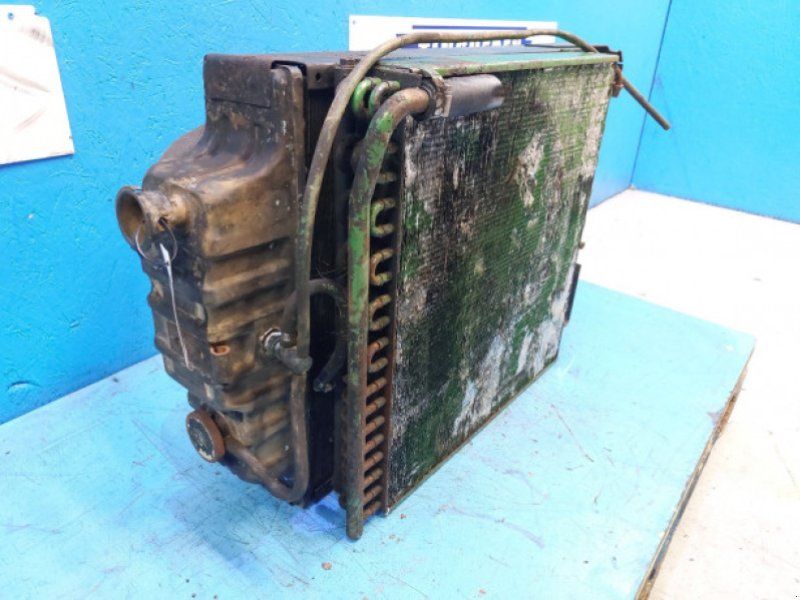 John Deere 4040