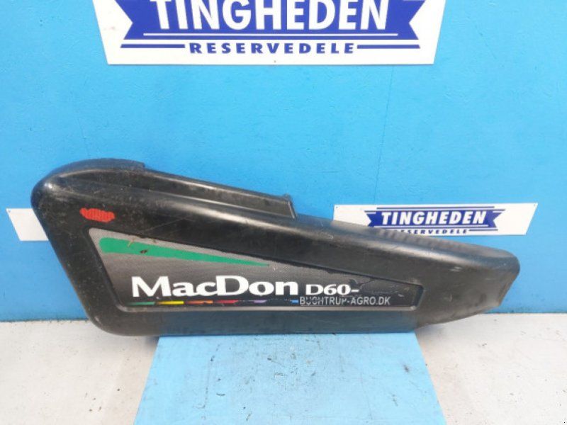 MacDon D60