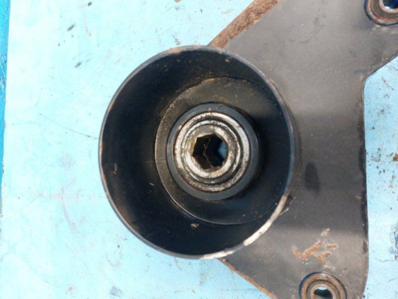 MacDon D60