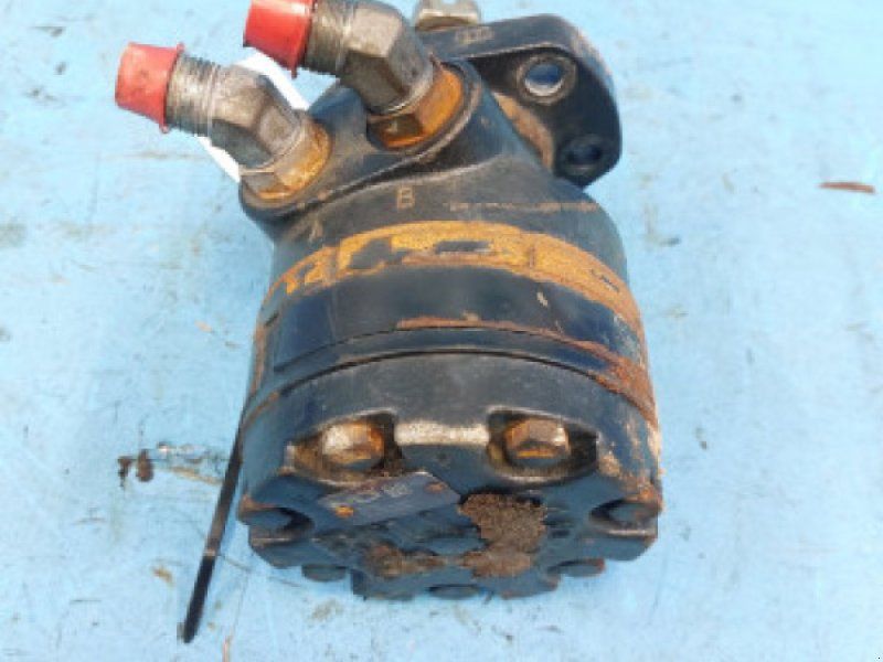 MacDon D60