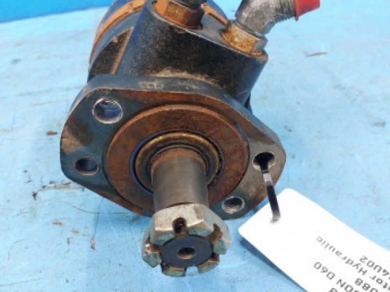 MacDon D60